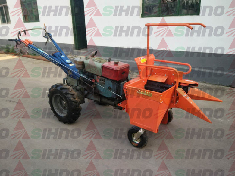 Walking Tractor Mounted Sinele Row Corn Harvester