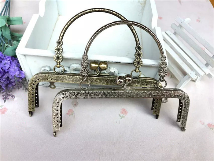 Wholesale Handbags Accessories Custom Rose Gold Color Decorative Metal Purse Frame Clutch Bag Metal Handle Frame Part
