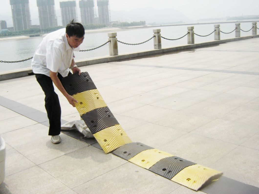 Recycled Rubber Traffic Safety Speed Bumps--Top Quality