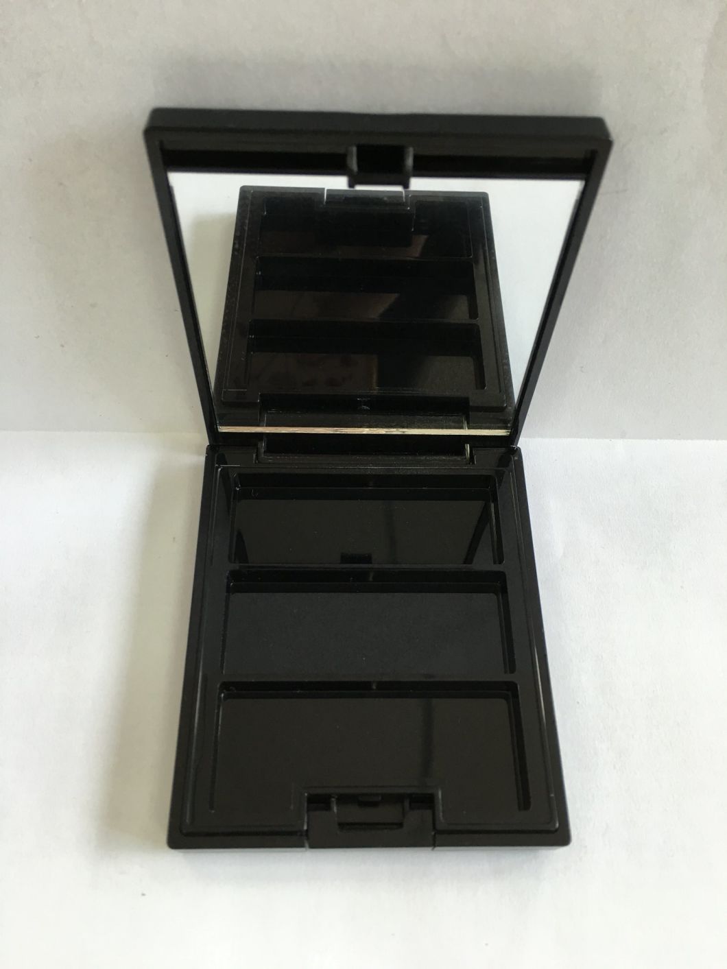 Square Plastic Eyeshadow Compact Case