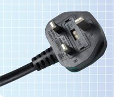 Certificated Power Cord Plug of Fuse for British (YS-55)