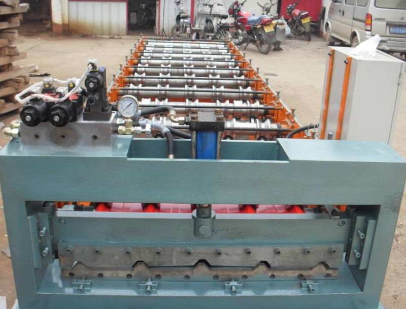 Corrugated Tile Roofing Sheet Roll Forming Machine