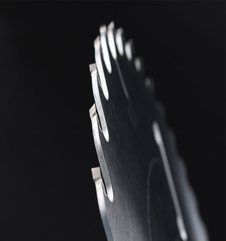 Multi-Rip Carbide Saw Blade for Hard Wood Cutting