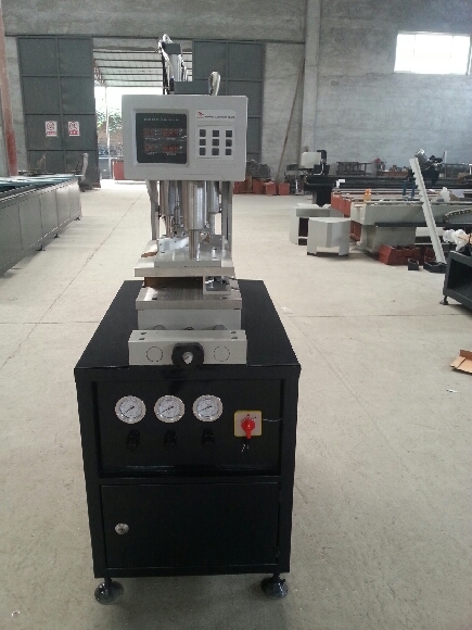 Single Head Plastic Welding Machine / UPVC Welding Machinery