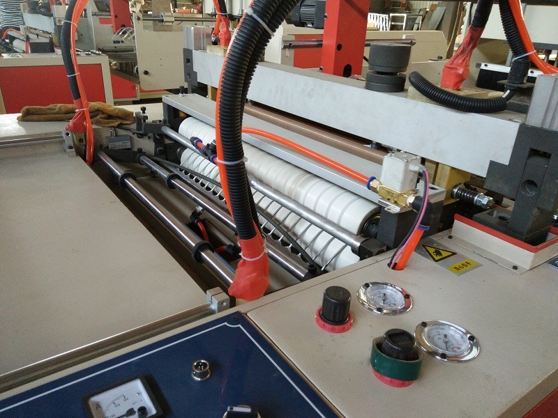 Full-Automatic Double-Line Hot-Sealing & Hot-Cutting Vest Bag Making Machine