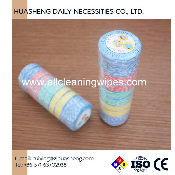 High-Quality 4.5cm-Diameter Hotel Compressed Towel for Wash Hand, Face, for Restaurant, Home, Cleaning Table