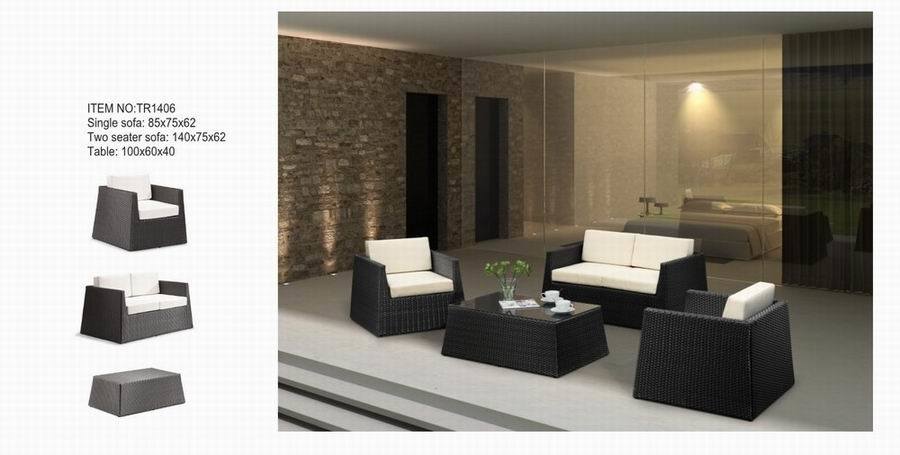 Durable Outdoor Sofa and Coffee Table Set