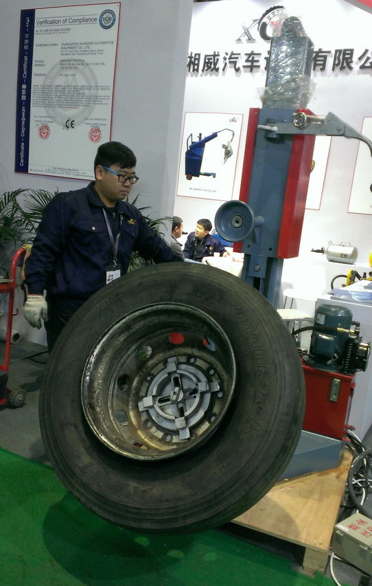 New Design Auto Repair Equipment Truck Tyre Changer