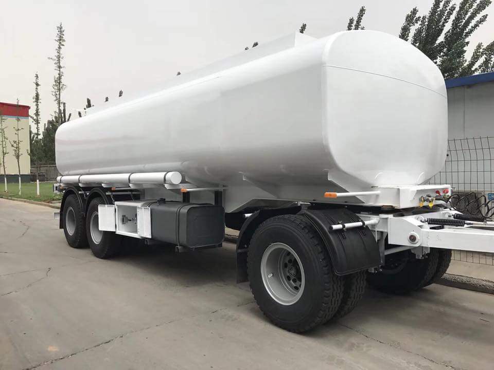 Sinotruk HOWO 25m3 6*4 Fuel Tanker Truck