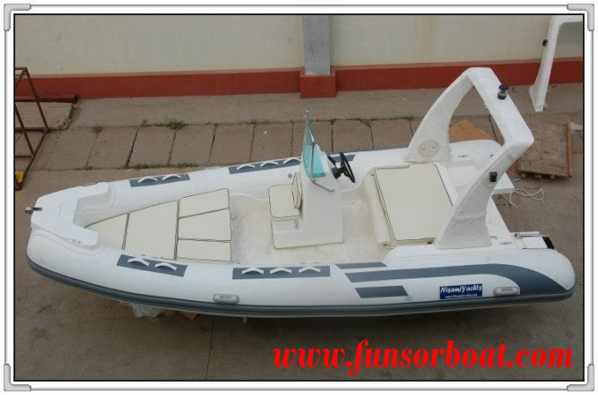 Funsor Inflatable Rib Fishing Boat with EU Ce (FQB-R550)