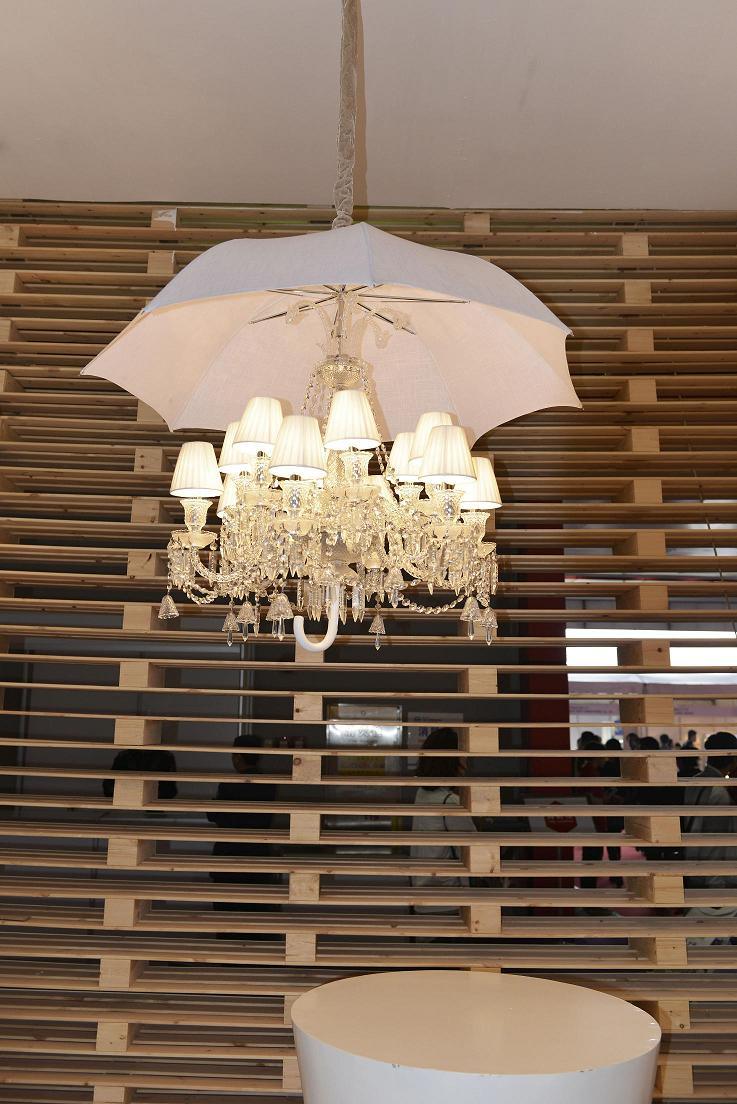 Popular Modern Decorate Umbrella Pendant Lamp (1111S)