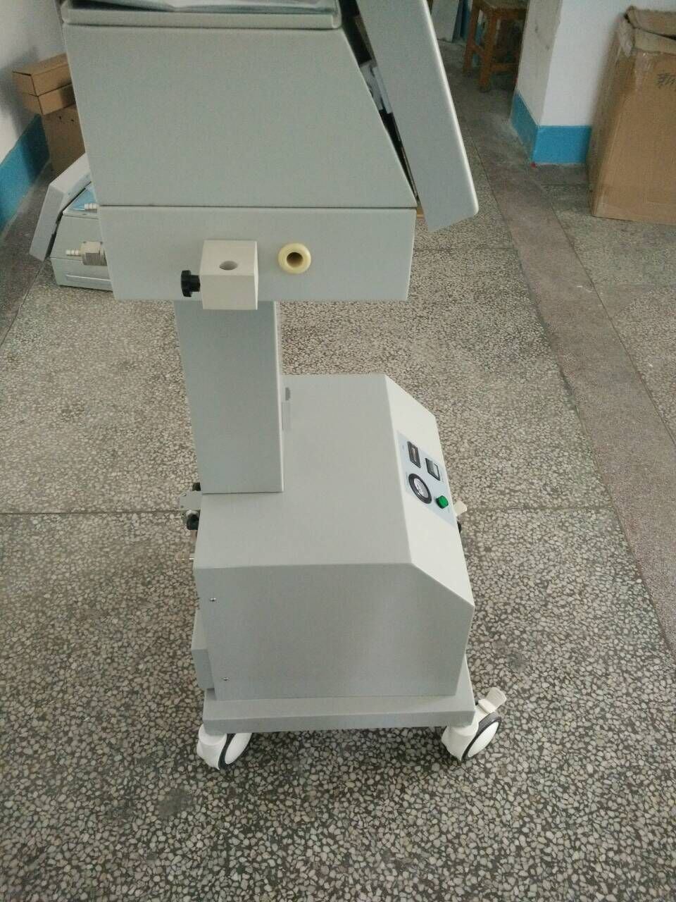 Ce Approved Medical Ventilator PA-900b II with Air Compressor