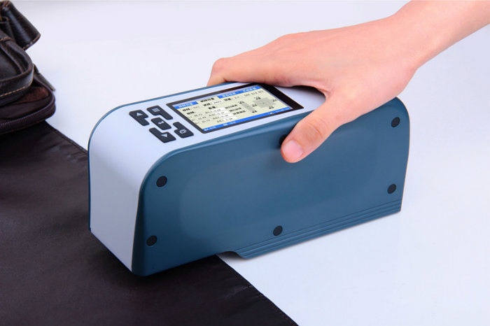 Digital Colorimeter for Color Analysis