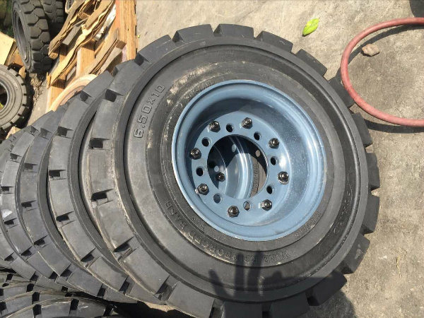 6.50-10 High Rubber Content Solid Forklift Tires