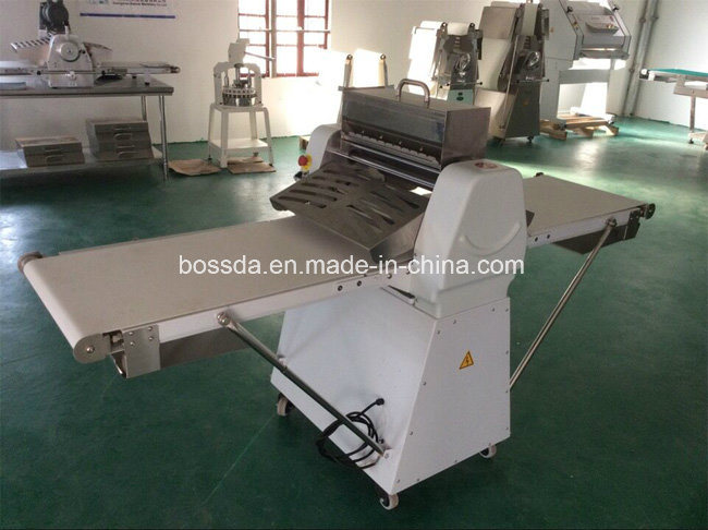 Floor Type Dough Sheeter with Automatic Flour Function Ce (BDQ-650A)