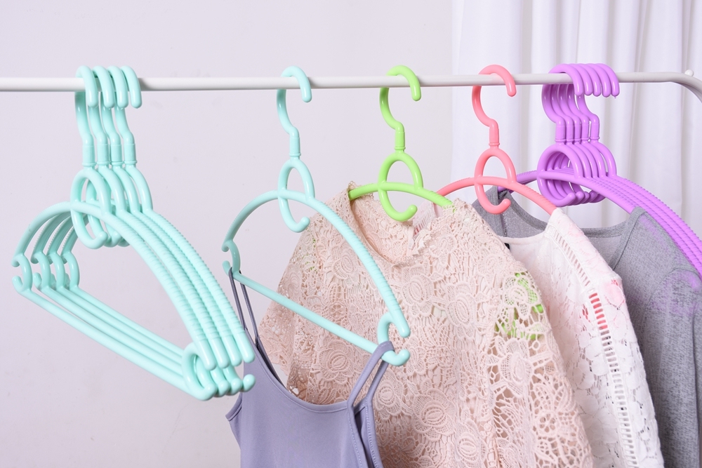 Swivel Pothook PP Material Plastic Product Tie Blet Garment Hanger Clothes Rack