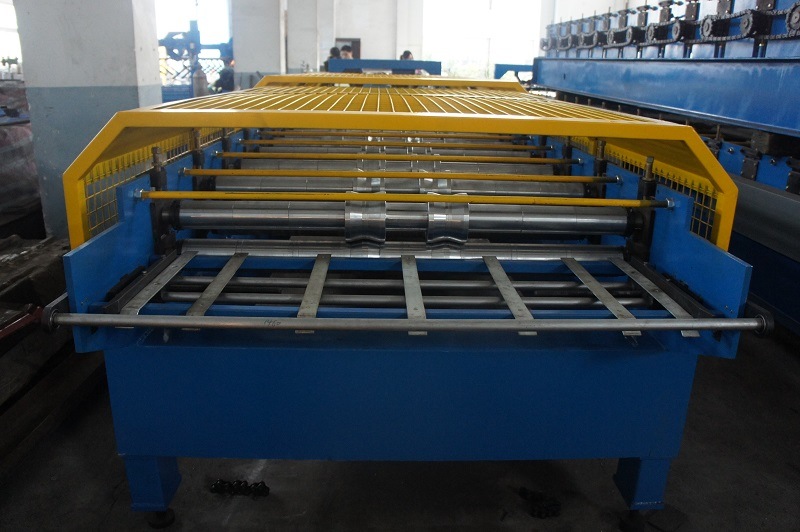 Building Material Mode Zn24-188-750 Metal Roof Tile Making Machine