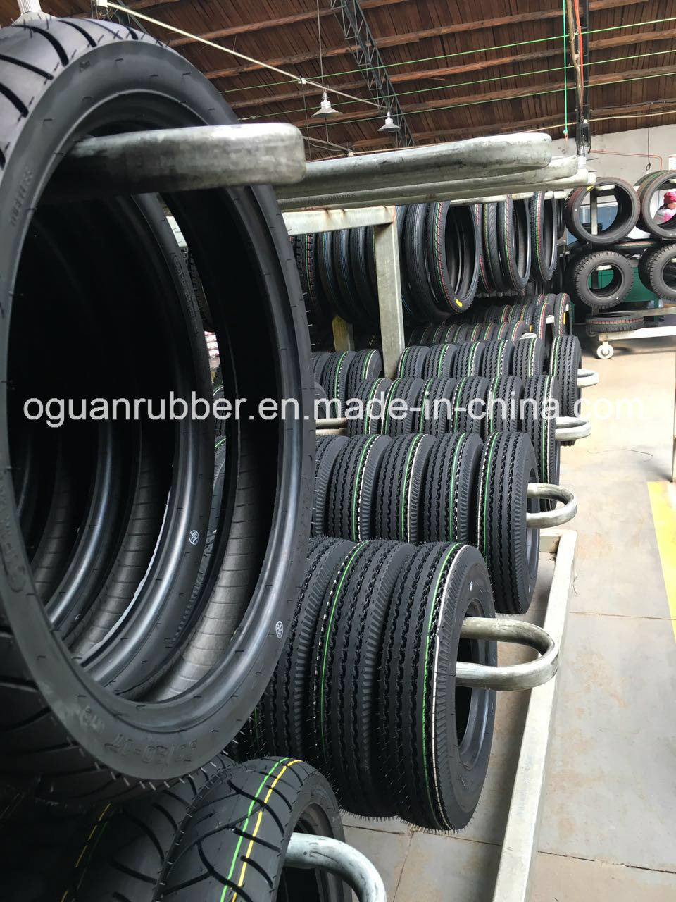 Motorcycle Tyre/Tire/Tuk Tuk Tire with Inner Tube (400-8)