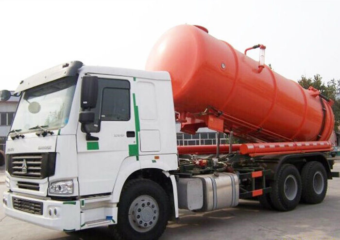 HOWO 371 HP 20000L 8X4 Water Sprinkler Tank Truck