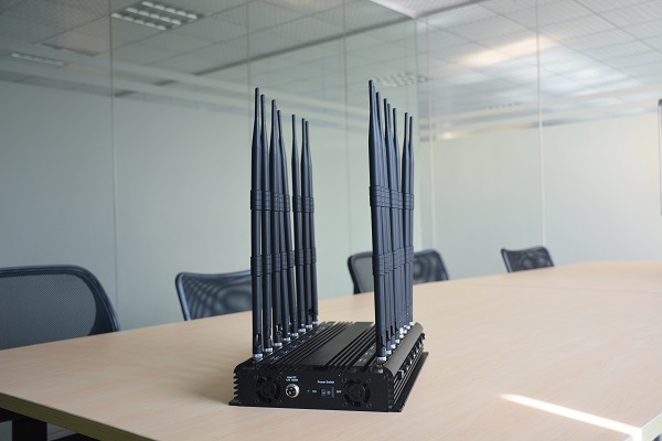 High Power 16 Antennas All-in-One Adjustable All Frequencies Cell Phone Signal Jammer