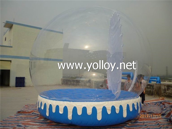 Inflatable Snow Globe for Promotion or Exhibition