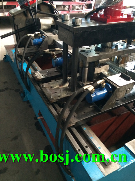 Galvanized Bottom Plate Stereo Garage Roll Forming Machine Supplier Singpore