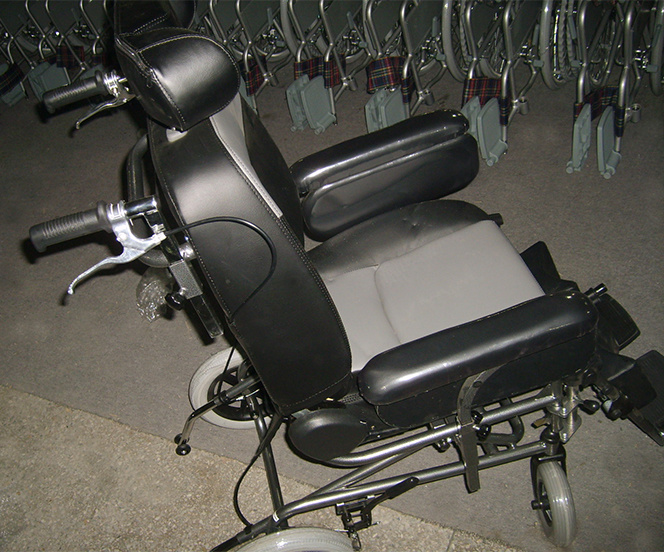 Reclining Hospital Manual Wheelchairs (THR-203BJ)