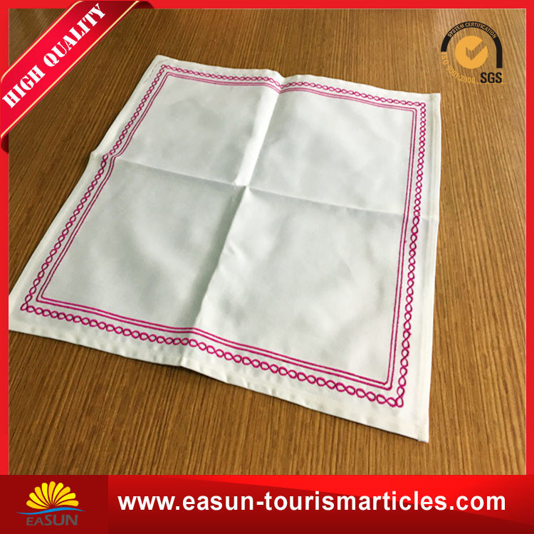 All Size Printed Cotton Disposable Polyester Tablecloths for Adults