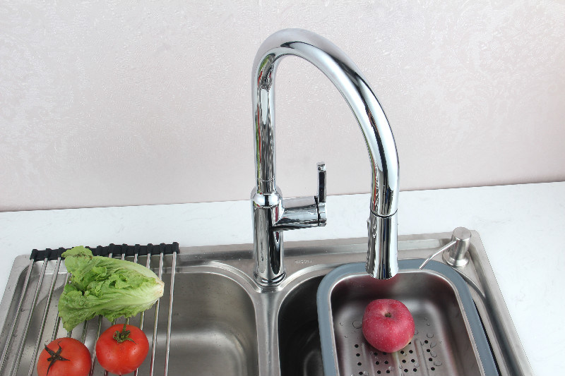 360 Degree Rotating Single Hole Flexible Pull Down Brass Kitchen Faucet