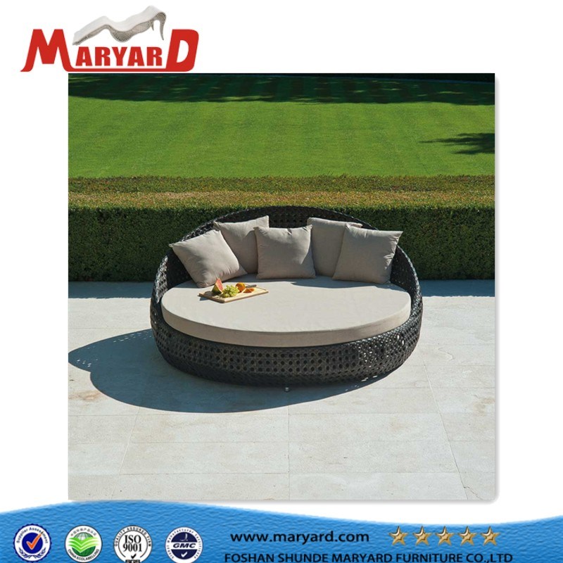 Professional Customized Patio Furniture Rattan Chaise Lounge Chair Garden Sunbed Daybed