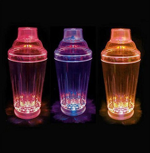 Customized Size and Capacity Plastic Cocktail Shakers