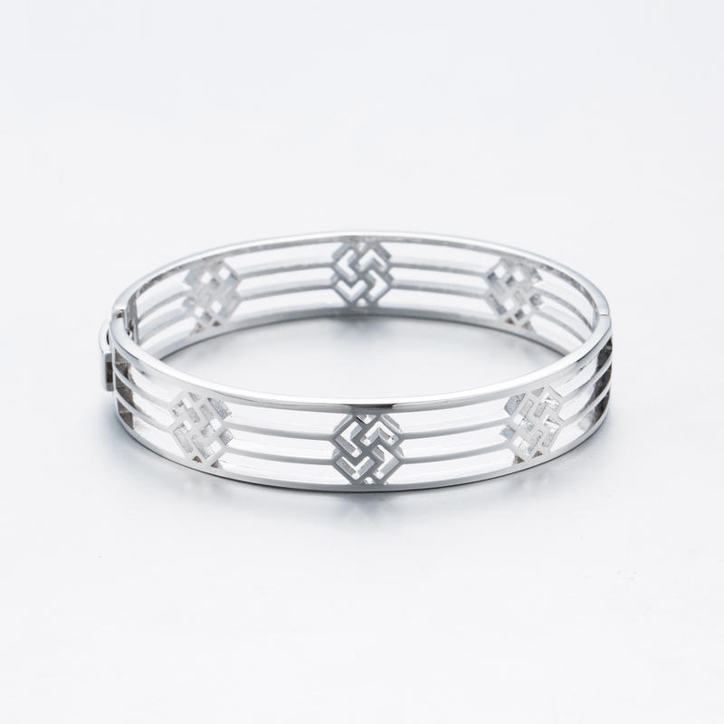 2016 Snowflake Shape Silver Zinc Alloy Bangle