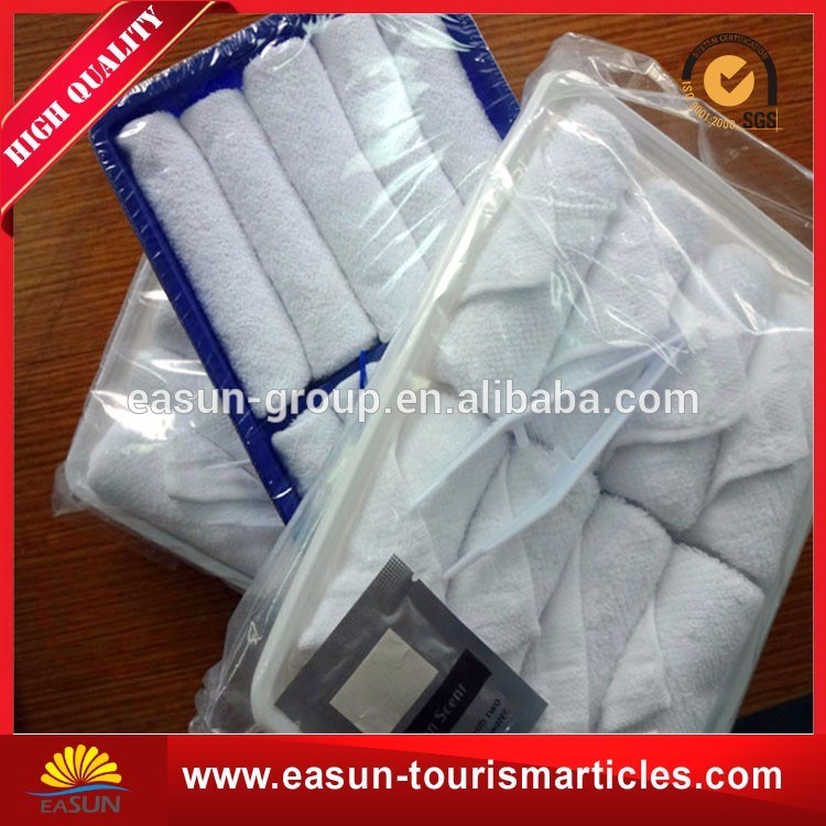 Disposable Hand Refreshing Wet Cotton Towel on Board