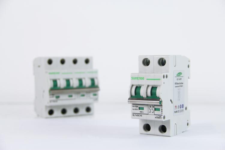 Solar DC Circuit Breaker DC1000V 4 Pole 6A-63A DC MCB