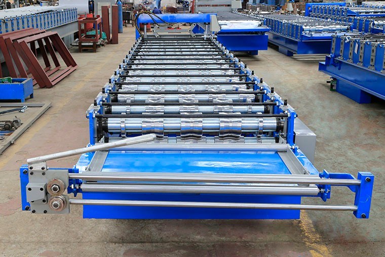 Yx23-845 Metal Roof Panel Steel Roll Forming Machine