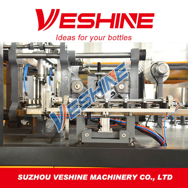 Full Automatic New Design Plastic Bottle Blowing Machine