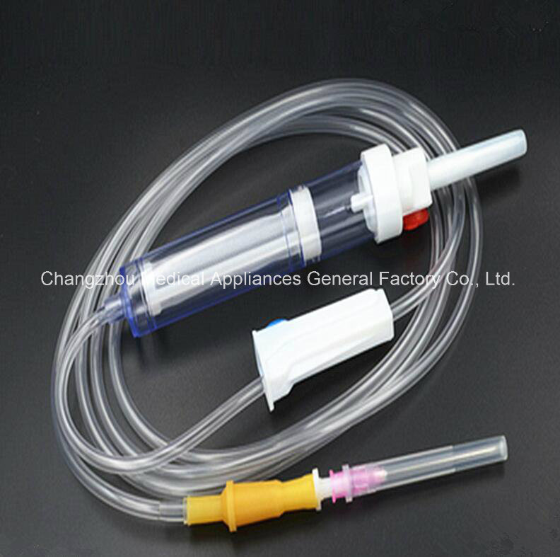 Medical Infusion Disposable Blood Transfusion Set with Ce