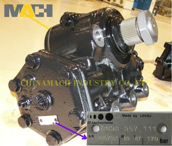 Truck Spare Part Steering Gear for HOWO (WG9925478228)