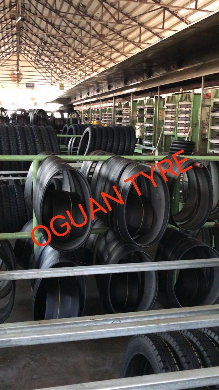 Tricycle Motorcycle Tyre/Tire/Tuk Tuk Tire (400-8)