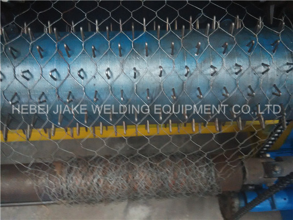 Nw Hexagonal Wire Mesh Weaving Machine