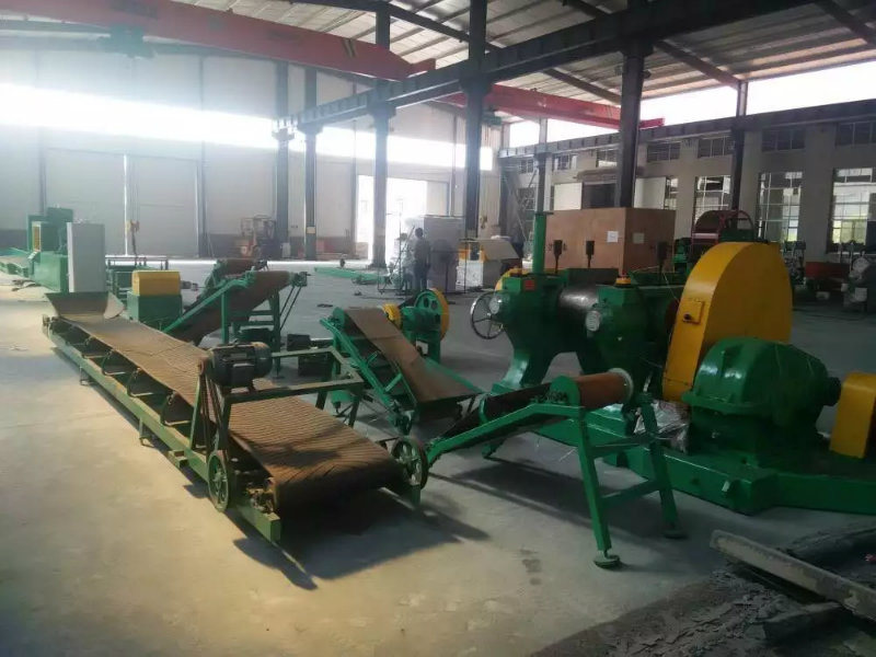 Xkp400 New Design Plastic Rubber Shredder Machine with Ce Certification