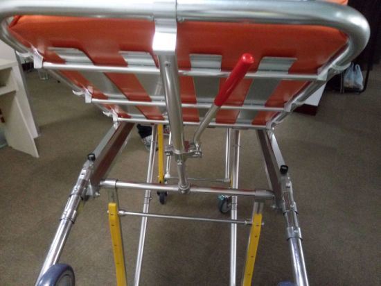 China Factory Supply Medical Ambulance Auto Loading Stretcher Emergency Stretcher