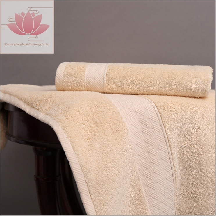 Approved Restaurant/Hotel 100% Cotton Dobby Customized Bathroom Shower Towels