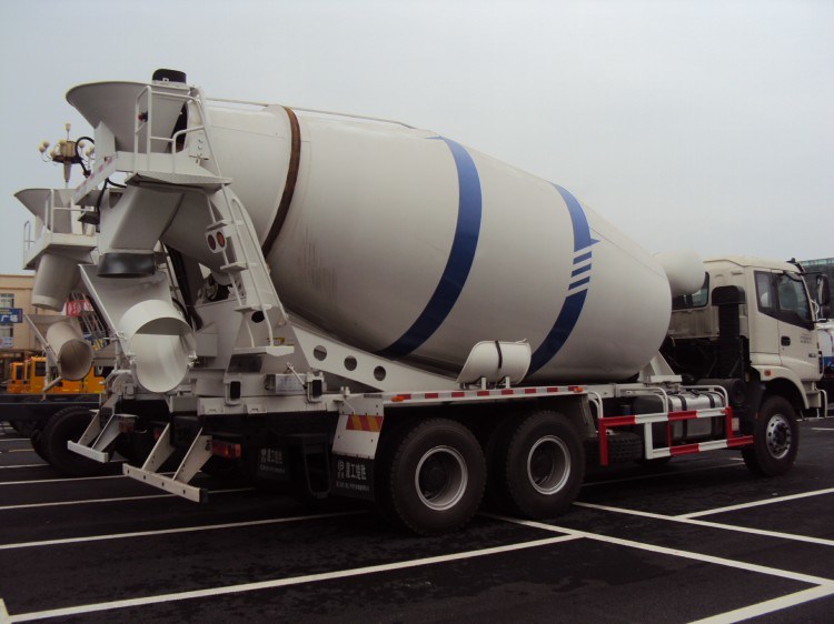 China Concrete 9cbm Cement Mixer Truck for Sale