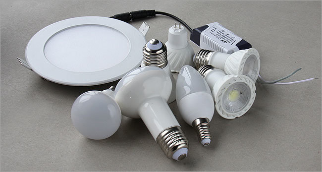 SMD 220V E27 7W Daylight / Pure White LED Spotlight