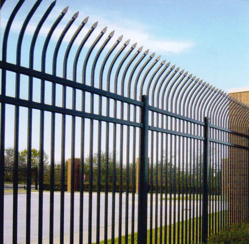 Quality Powder Coated Curved Picket Security Fence for Industrial and Commercial Construction