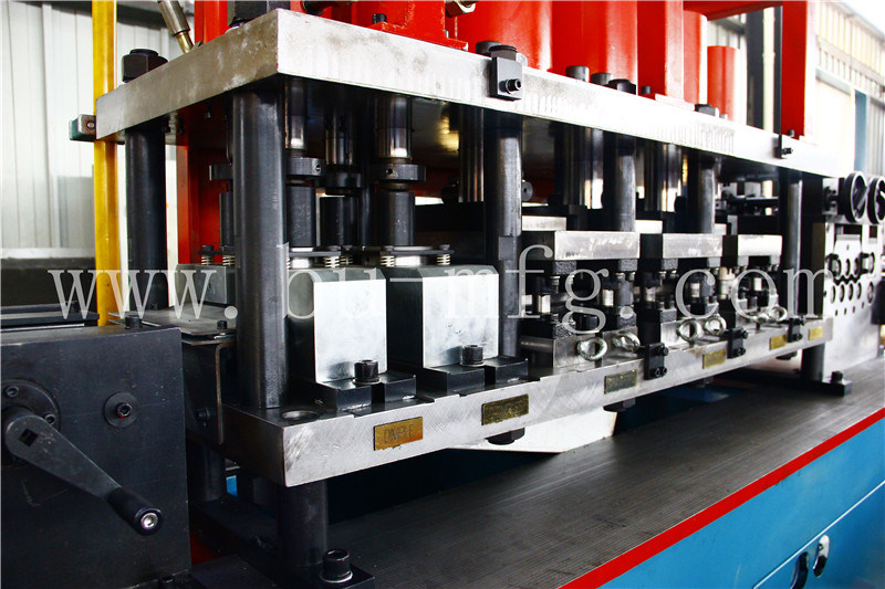 Automatic C Shaped Purlin Cold Roll Forming Machine