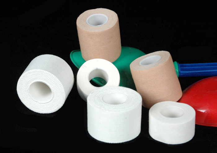 Zinc Oxide Adhesive Plaster with Porous Medical Red Muscle Sprain Tape