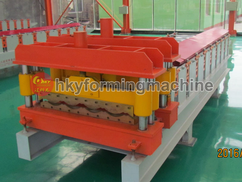 New Type Roofing Panel 836 Glazed Tile Roll Forming Machine with Auto Stacker