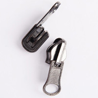 No. 7 7# Auto Lock a/L Zipper Slider for Nylon Zippers